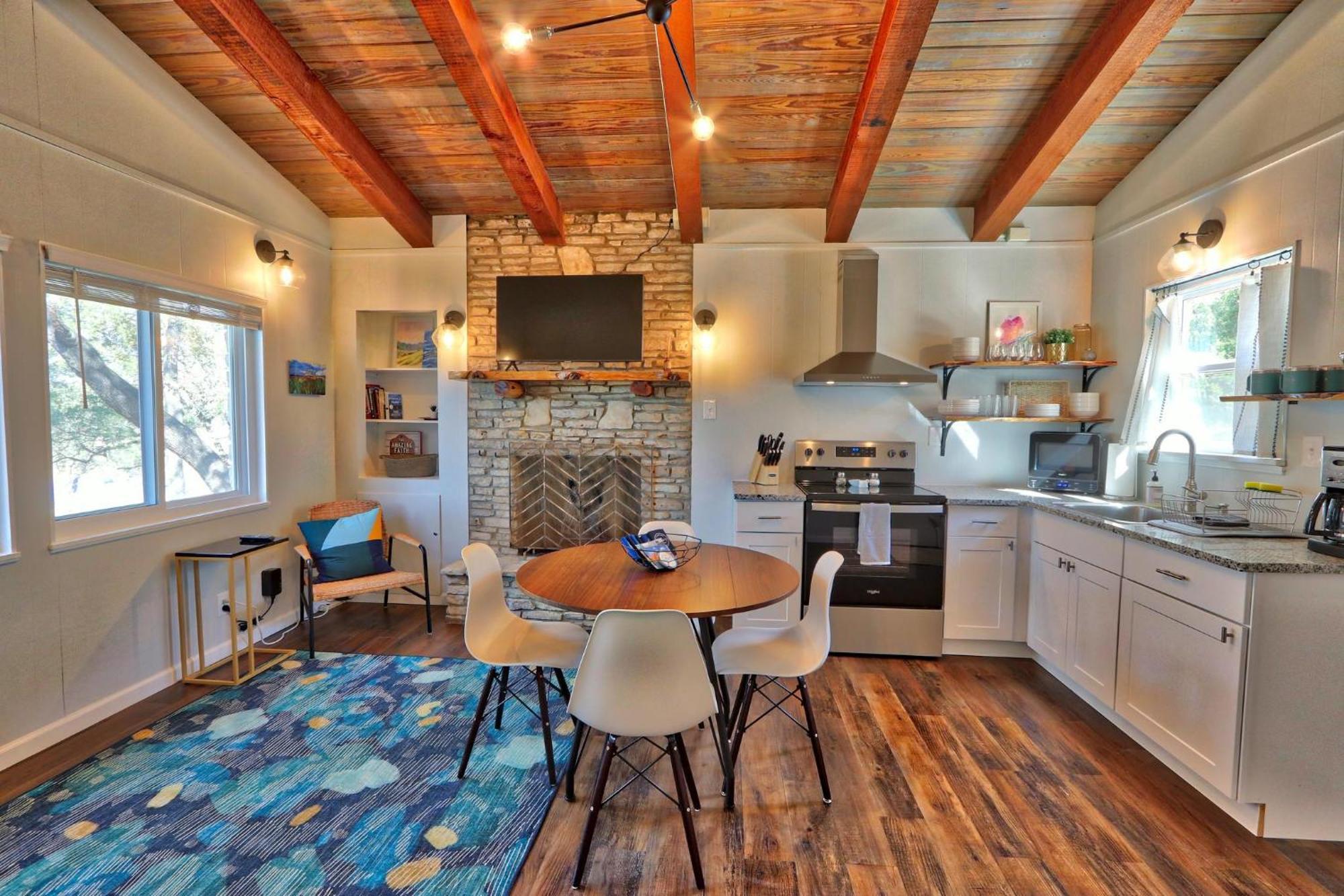 Millie'S Cottages Unit 2 - Annie Canyon Lake Εξωτερικό φωτογραφία